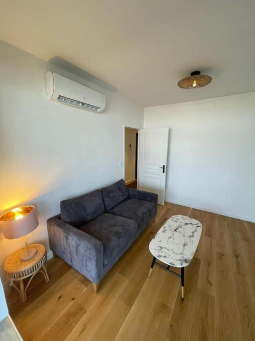 Penthouse / 2 Bedrooms In City Center Of Angers Luaran gambar